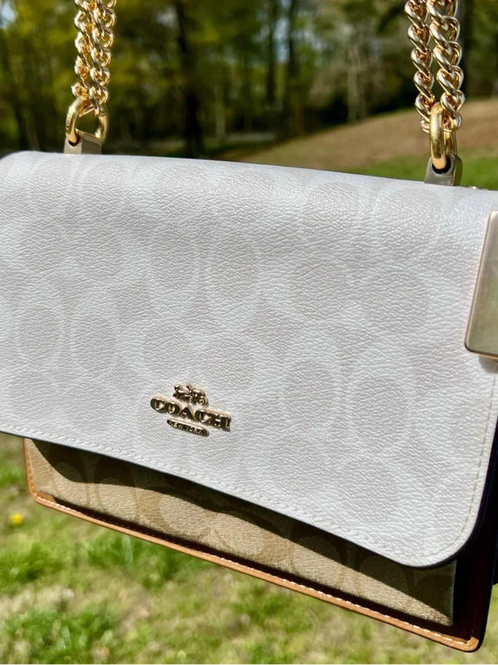 Coach Klare Crossbody Bag & Matching Tri-fold Wallet - Chalk/Glacier White Multi - Picture 2 of 12